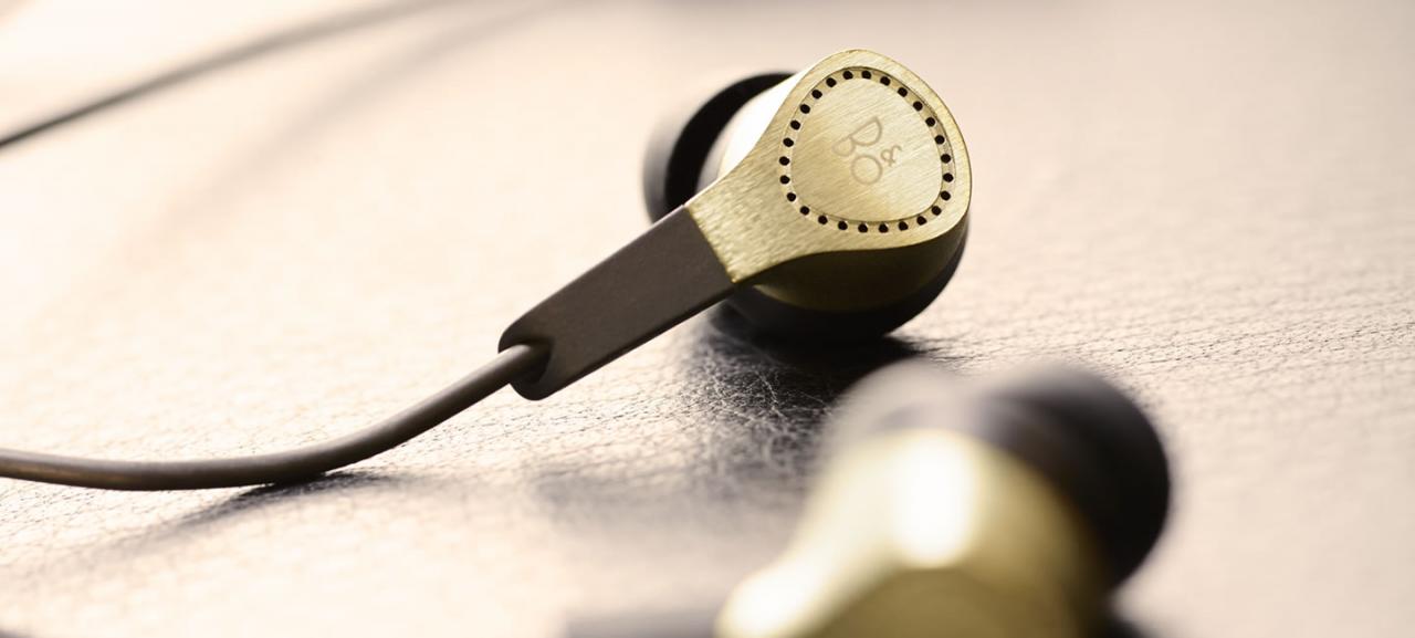 B&O PLAY H3 gold-tone earphones的圖片搜尋結果
