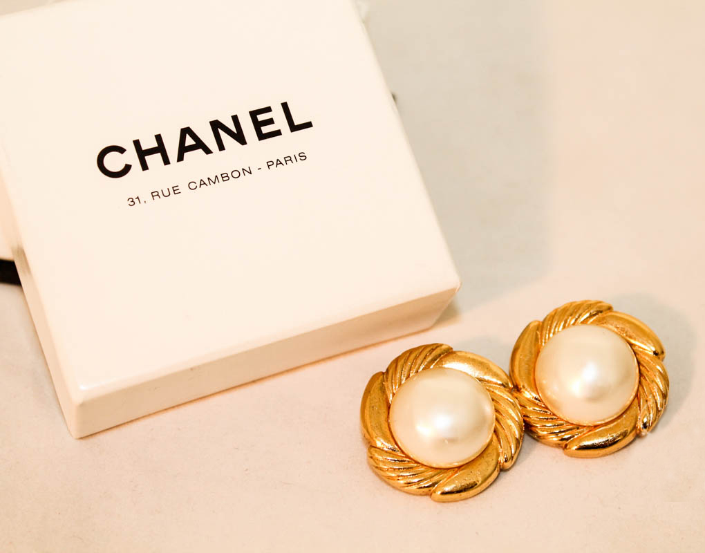 Farfetch網購Chanel Vintage耳環9折優惠碼/最平價HK$1,814就有一對
